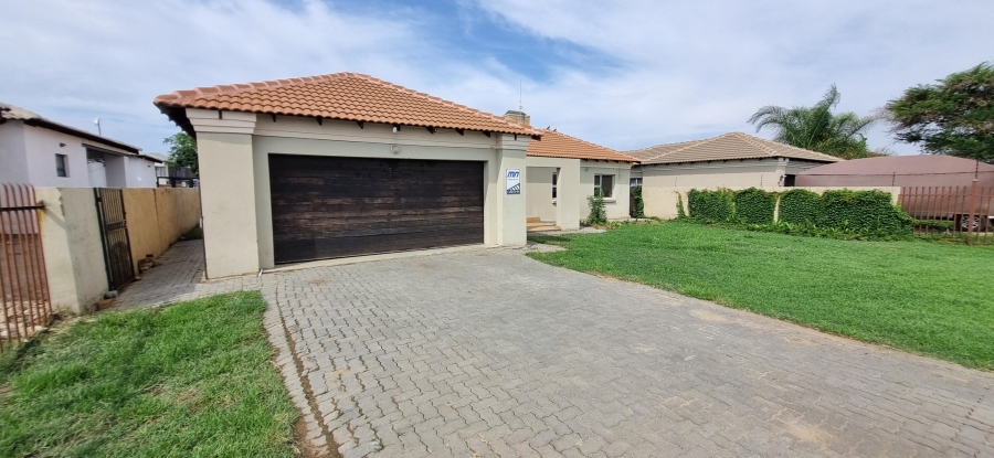 3 Bedroom Property for Sale in Brits North West